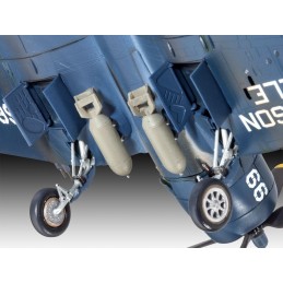 F4U-4 Corsair 1/72 + Revell paints Revell 63955 - 3