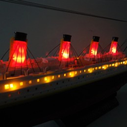 Titanic 805mm RTR radio-controlled boat  757-4020 - 9
