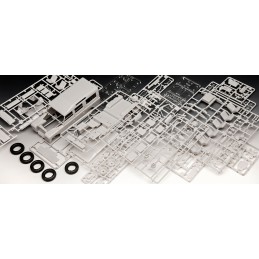 Land Rover Series III LWB 1/24 Revell Revell 07047 - 7