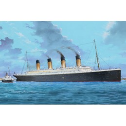 R.M.S. Titanic with LED lighting 1/200 Trumpeter Trumpeter 03719 - 1