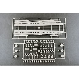 R.M.S. Titanic with LED lighting 1/200 Trumpeter Trumpeter 03719 - 9