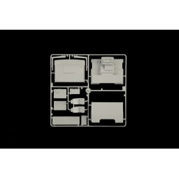 Volvo FH16 cloaked with 1/24 Italeri tailgate Italeri I3945 - 6