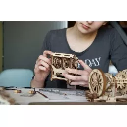 Pendule Speed Box - STEM Puzzle 3D wood UGEARS UGEARS UG-70131 - 6