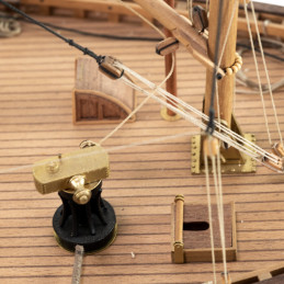 Bateau de pêche Ecossais Fifie 1/32 bateau en bois Amati Amati 1300/09 - 10