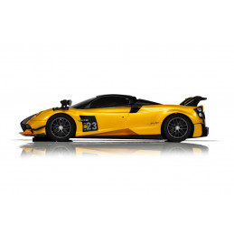 Car Pagaini Huayra Roadster BC Yellow 1/32 Scalextric Scalextric C4212 - 2