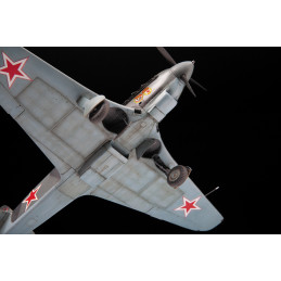 Avion Yak-9D 1/48 Zvezda Zvezda Z4815 - 4