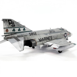 USMC F-4J Phantom II Aircraft, VMFA-333 Fighting Shamrocks 1/48 Academy Academy AC12356 - 3