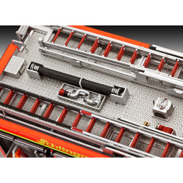 Schlingmann LF 20-16 1/24 Revell fire truck Revell 07404 - 3